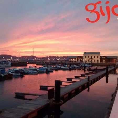 Brisas Del Norte Gijon Bagian luar foto