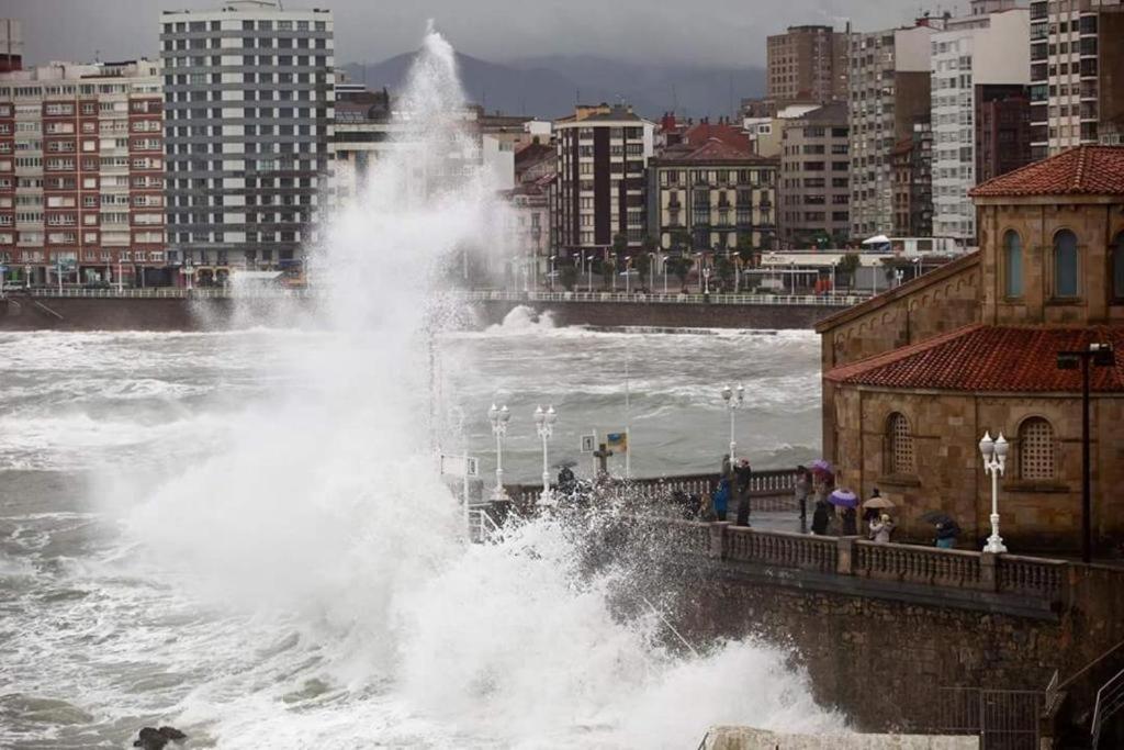 Brisas Del Norte Gijon Bagian luar foto
